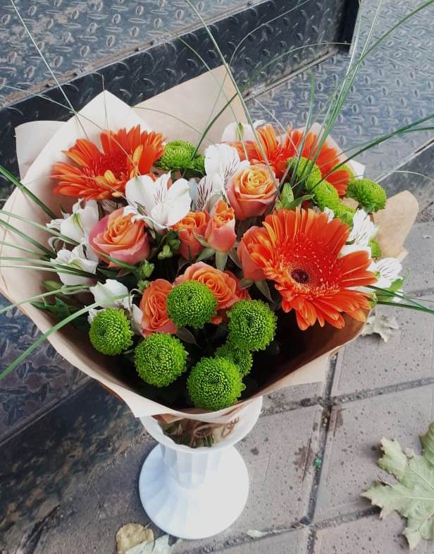 Букет цветов из: Герберы, Хризантемы, Альстромерии и Розы в Витиме