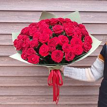 Букет 55 Красных роз Фридом #REPLACE_PRED# Витиме