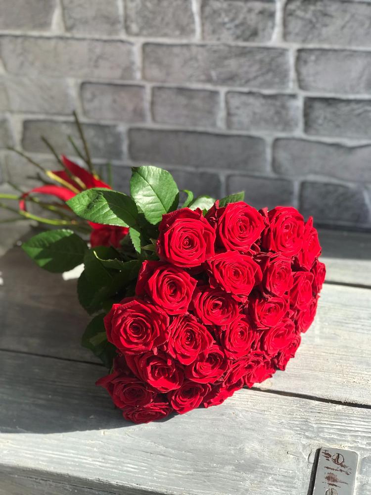 Букет Красные розы Фридом в Витиме