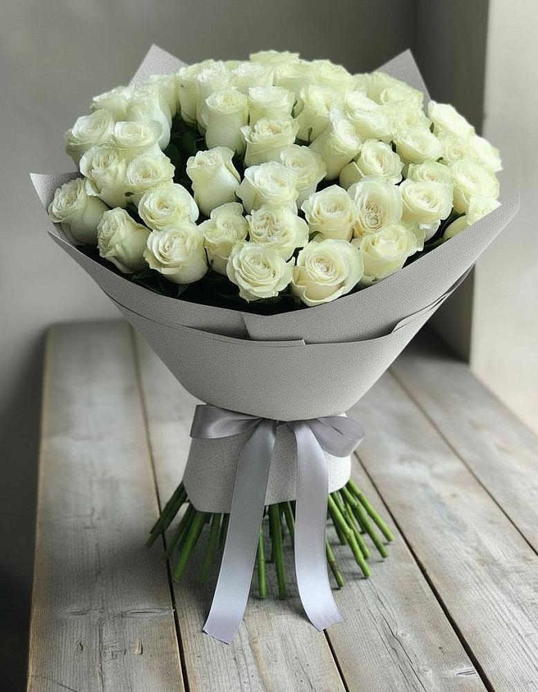 Букет 35 Белых роз в Витиме