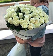 Букет 35 Белых роз в Витиме