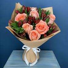 Букет цветов из:  Розы и Альстромерии в Витиме