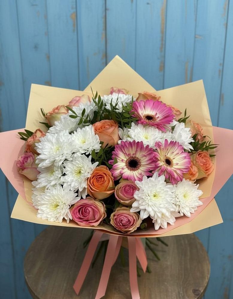 Букет цветов из: Розы, Герберы и Хризантемы в Витиме