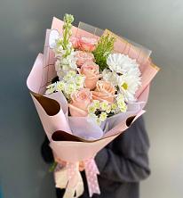 Букет цветов из:  Хризантемы и Розы в Витиме