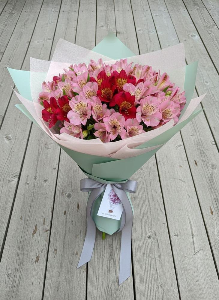 Букет цветов из: Альстромерии в Витиме