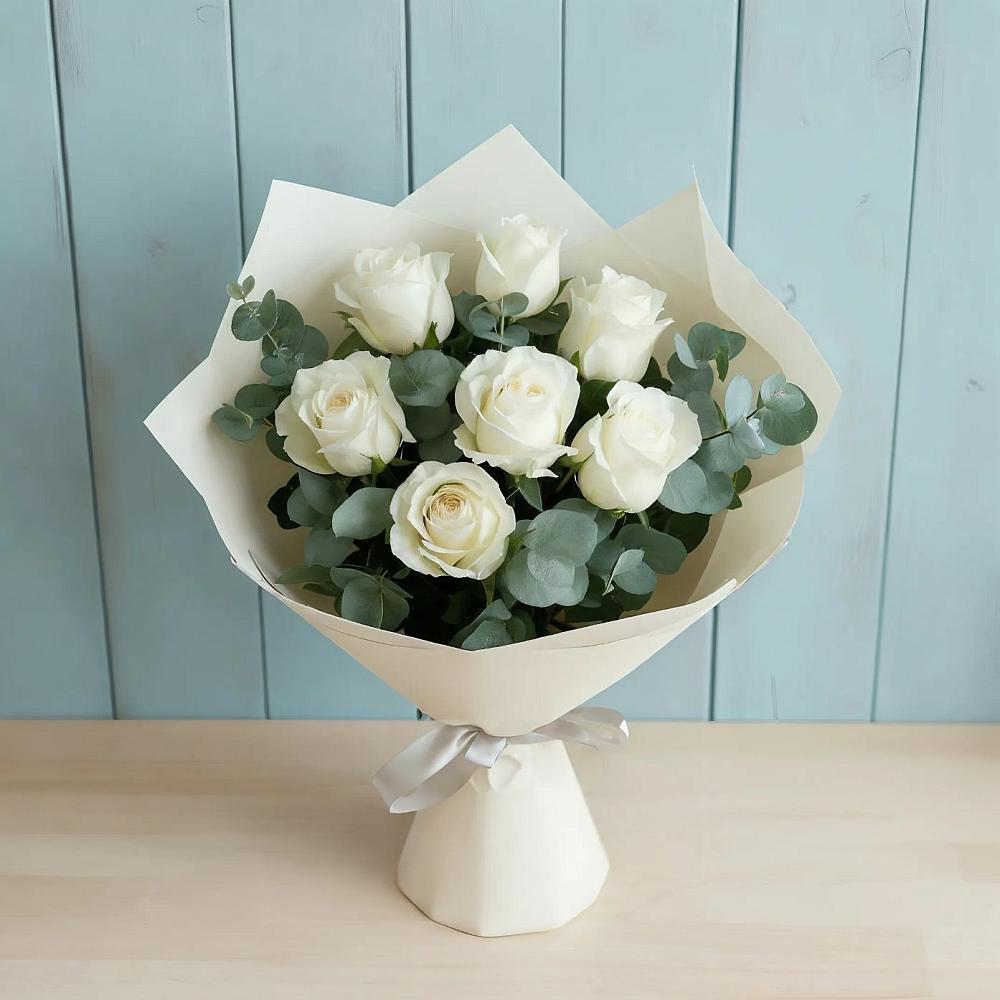Букет Белые розы в Эвкалипте в Витиме
