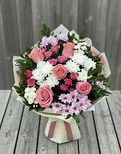 Букет цветов из:  Альстромерии, Гвоздики, Розы и Хризантемы в Витиме