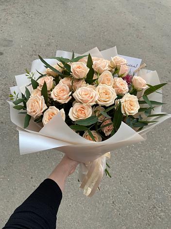 Букет Кремовые розы Латте в Витиме